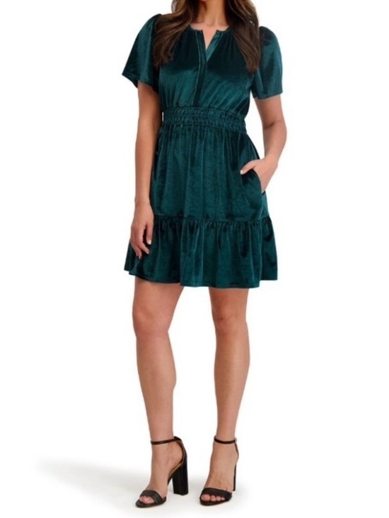 French Connection Dresses & Skirts - French Connection Forest Green Velvet Short Sleeve Tiered Mini Dress